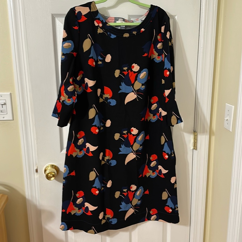 Boden size 14 L black dress with flower prints gray condition